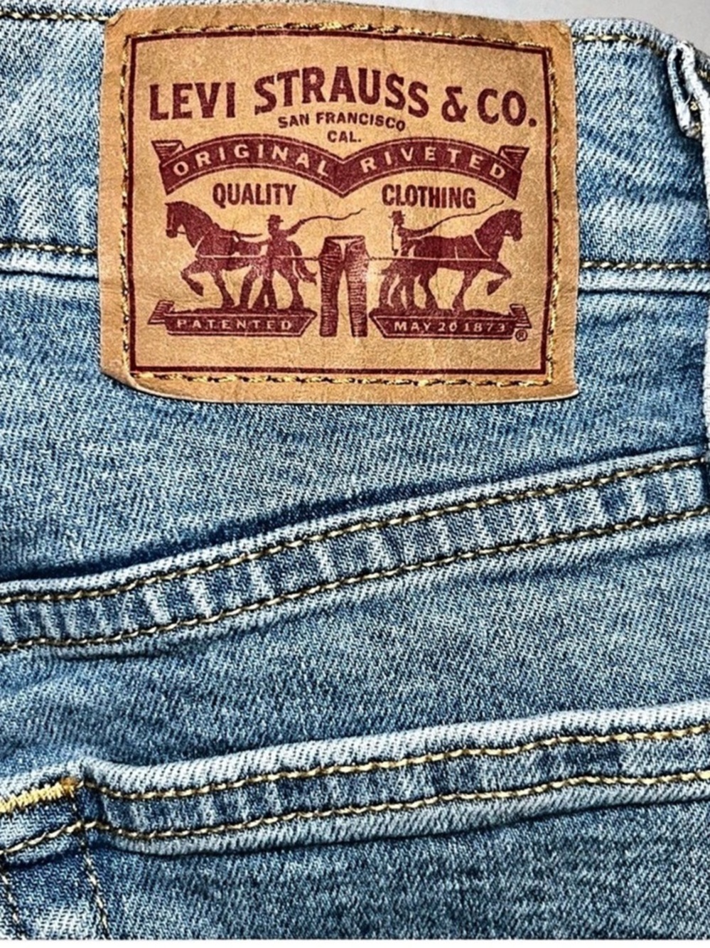 Levi's Wedgie Straight Distressed Straight Leg Jeans Blue Waist 24